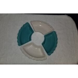 Vintage Calif USA Pottery Chip Bowl 4 Piece Set L48 teal and white